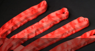 Flexible lifting strap